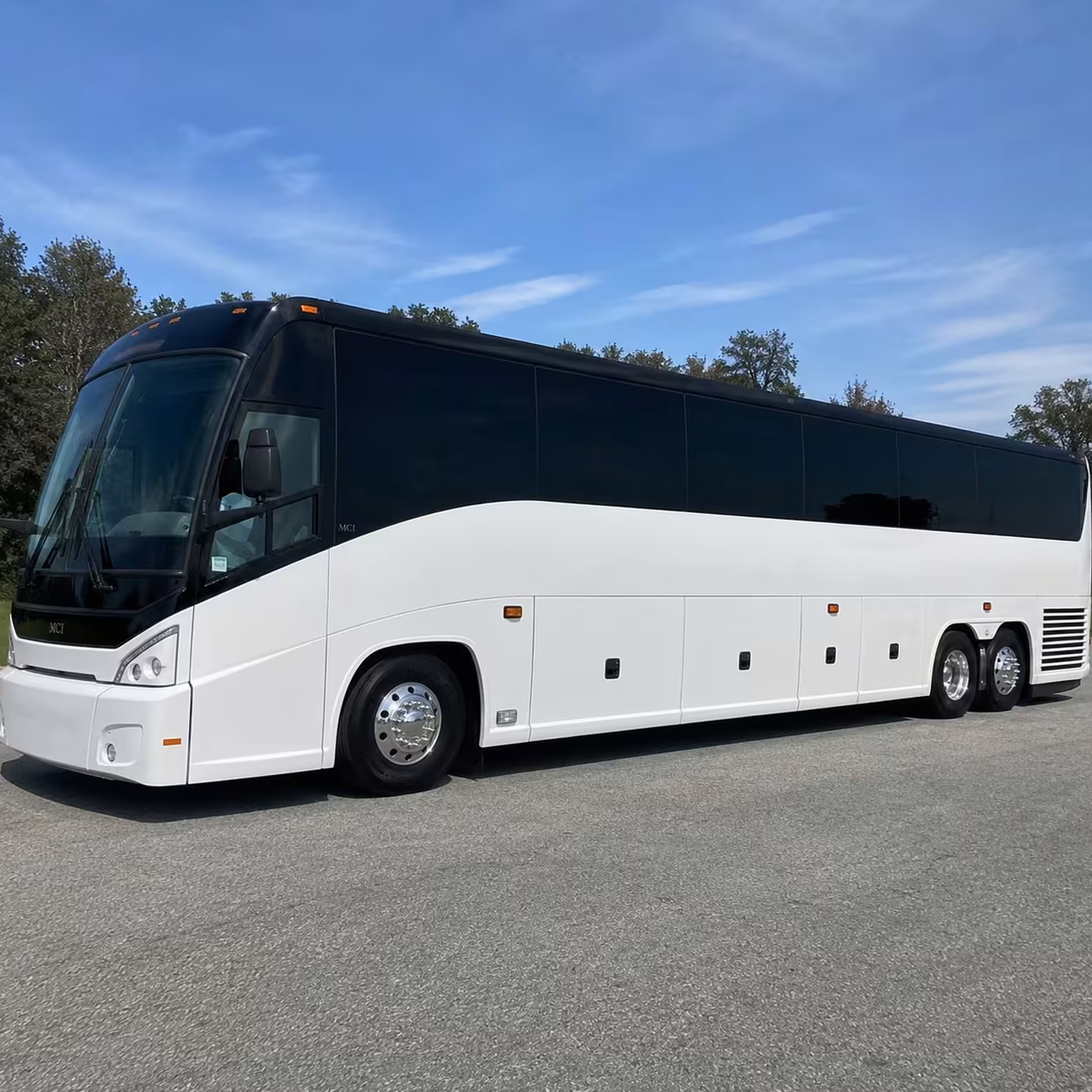 hotel to airport shuttle service along the burlingame and sfo hotel corridor