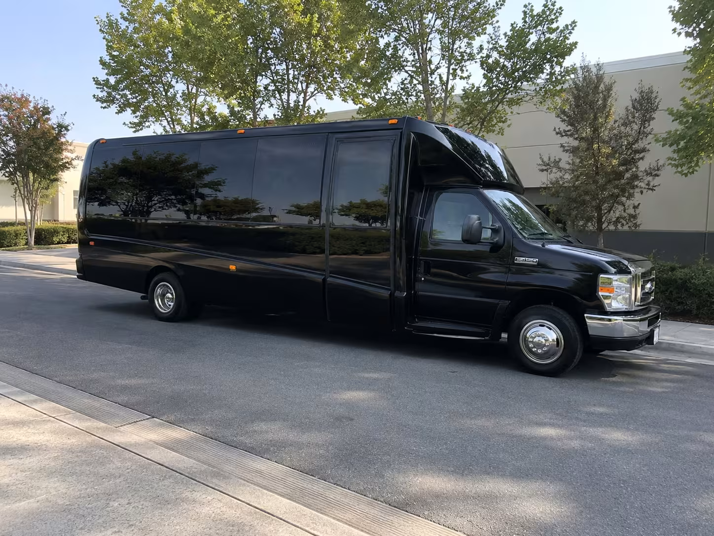 prom party bus rentals for san mateo high schools