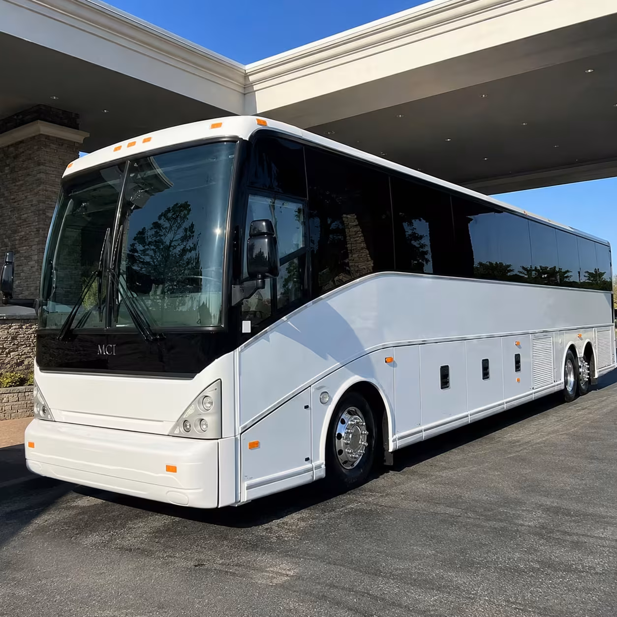 san mateo charter bus rentals for corporate trips to sfo